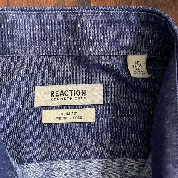 🕴️ Modern Style with the Kenneth Cole Super Soft Dress Shirt! 👔 - Picture 3 of 3